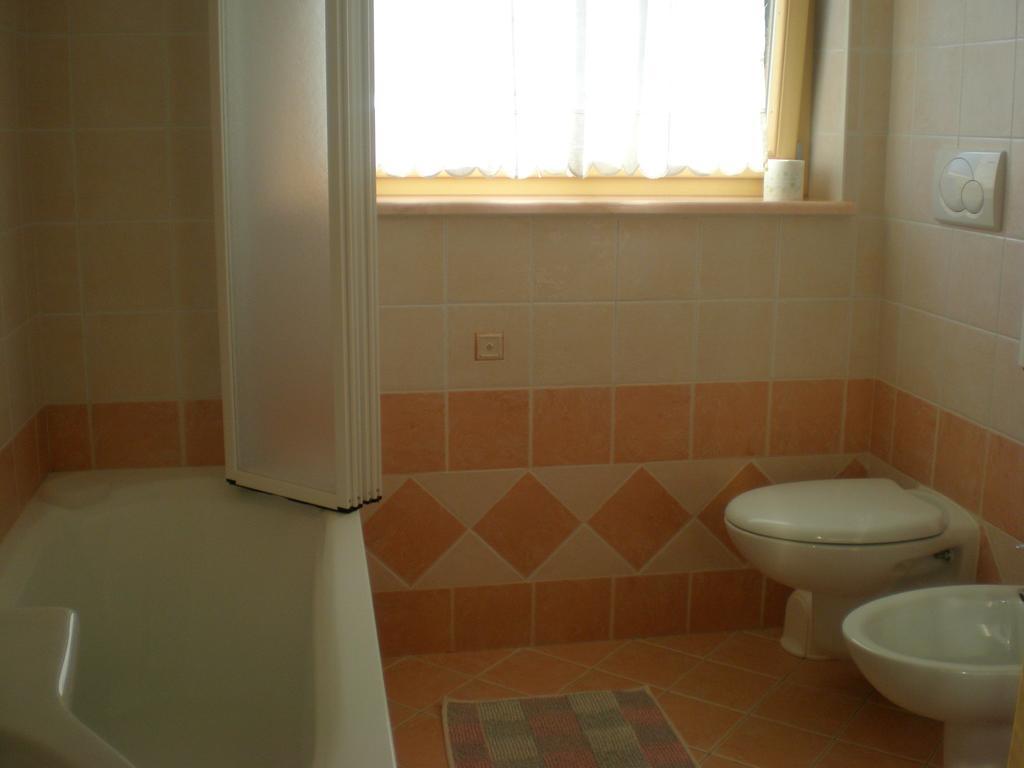 Anna Apartment Pozza di Fassa Ngoại thất bức ảnh